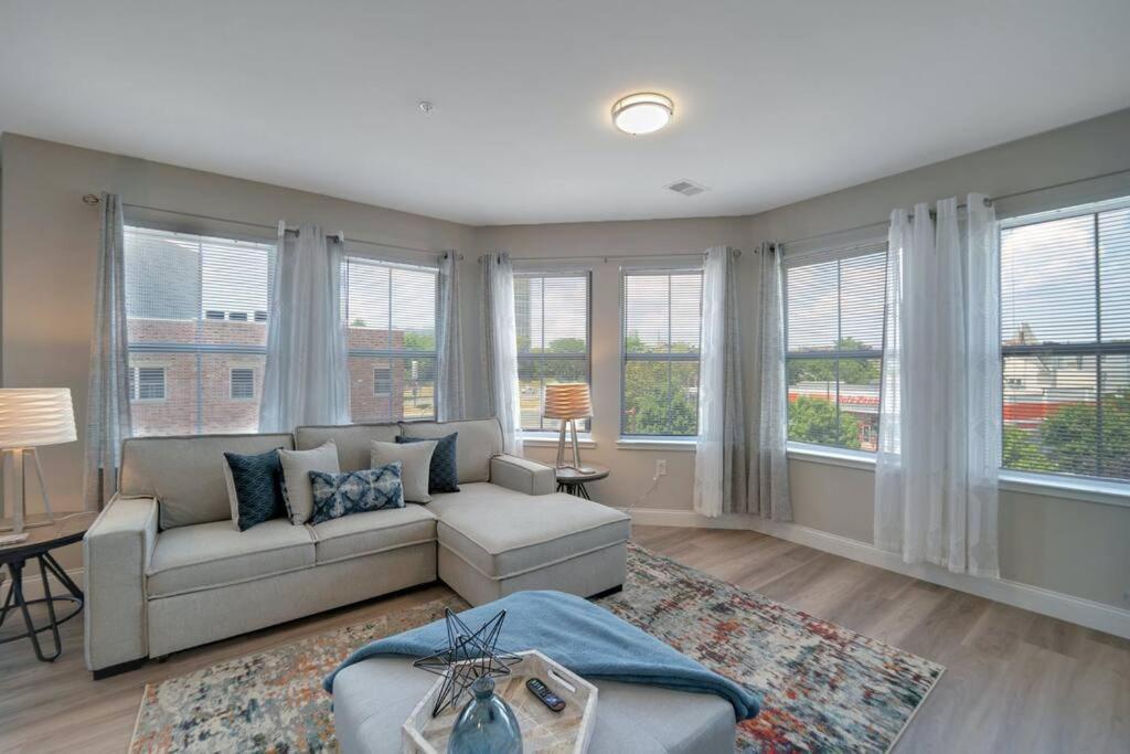 Beautiful 2Br Apt/Ewr Airport/King /Free Parking Νιούαρκ Εξωτερικό φωτογραφία