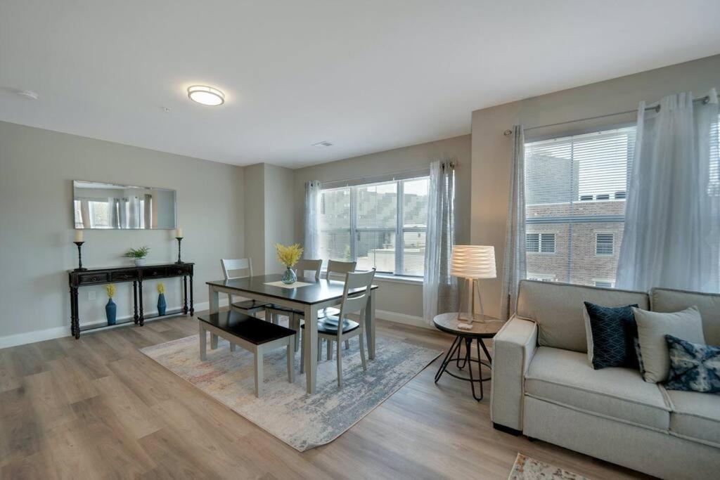 Beautiful 2Br Apt/Ewr Airport/King /Free Parking Νιούαρκ Εξωτερικό φωτογραφία