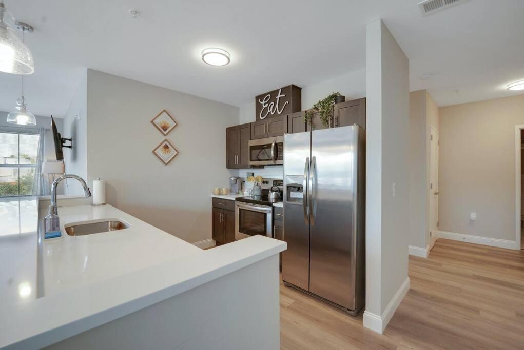 Beautiful 2Br Apt/Ewr Airport/King /Free Parking Νιούαρκ Εξωτερικό φωτογραφία