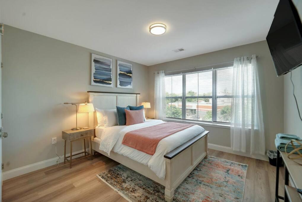 Beautiful 2Br Apt/Ewr Airport/King /Free Parking Νιούαρκ Εξωτερικό φωτογραφία