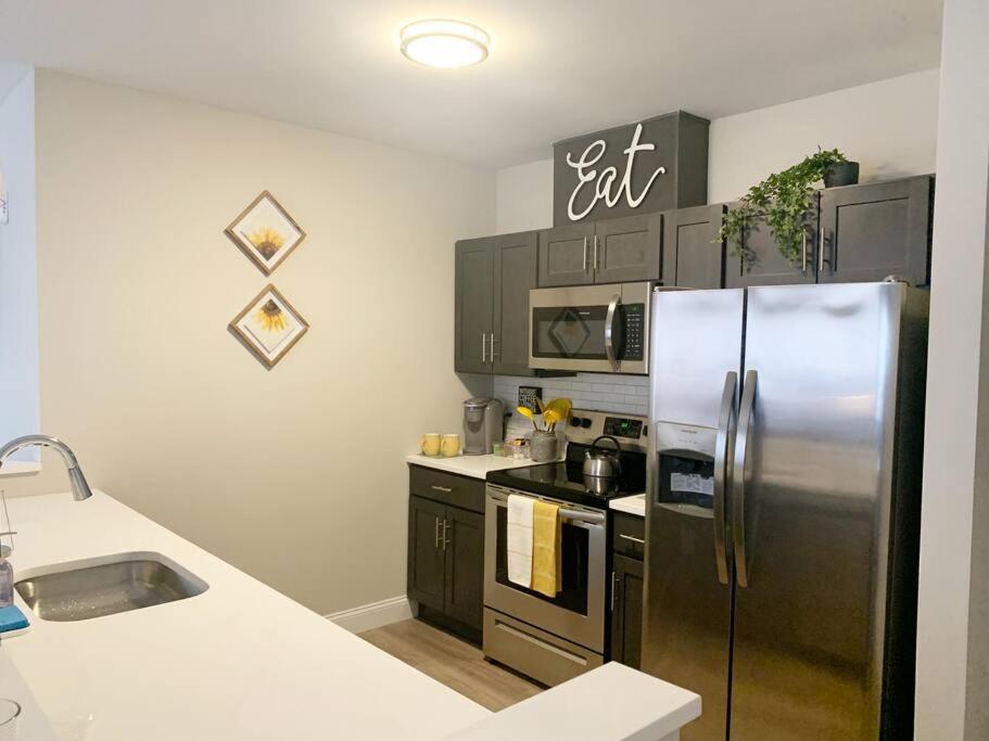 Beautiful 2Br Apt/Ewr Airport/King /Free Parking Νιούαρκ Εξωτερικό φωτογραφία